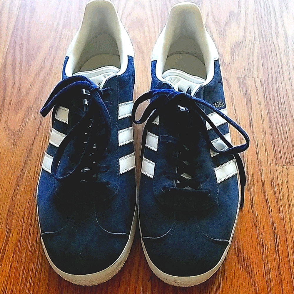 Women's Gazelle Adidas sneakers